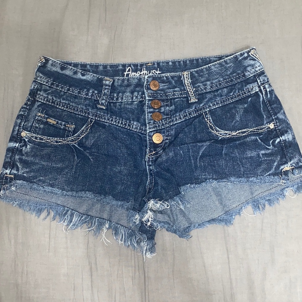 Amethyst denim shorts